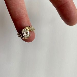 FOR SALE!! 2 Gorgeous diamond rings.